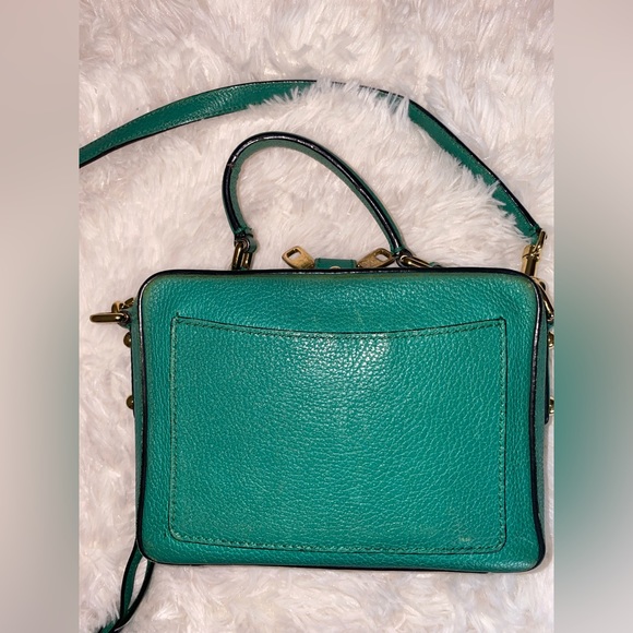 Dolce & Gabbana
Green Soft Grained-Leather Dolce Box Bag - Picture 4 of 13